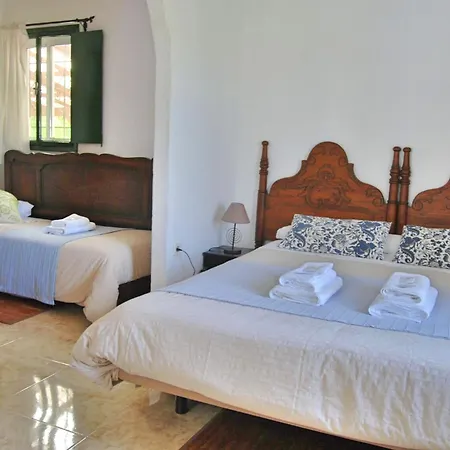 Casa La Muralla *