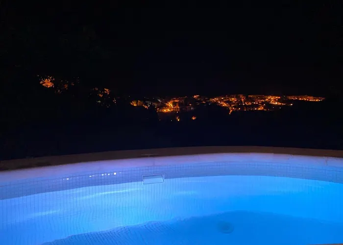 Nyaraló Casa La Muralla *